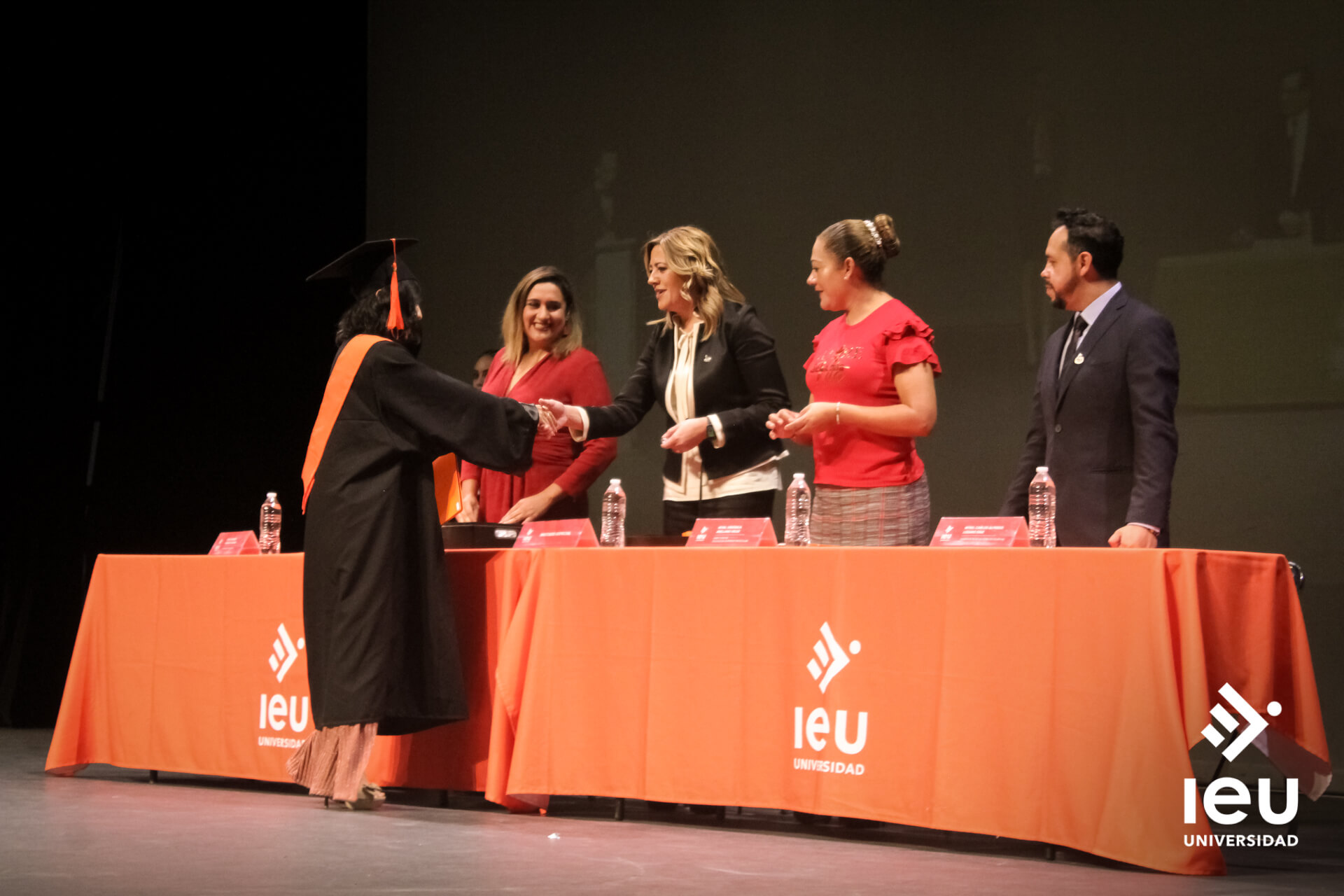Universidad Ieu Graduacion 2019 8